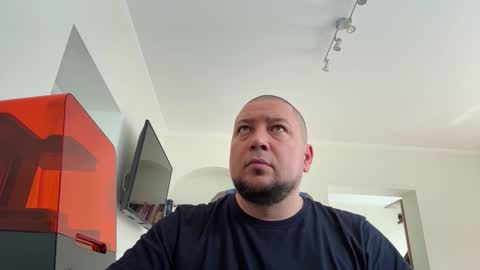 Snapshot of oliver841119 chatting on 03-28-26, 08:58 Oliver84 online show from 03-28-26, 08:58