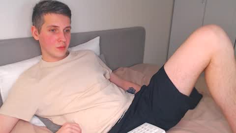 Oliver online show from 02-24-26, 05:22