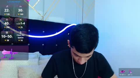Snapshot of oliver_king_sex chatting on 12-04-24, 05:11 Oliver Smith online show from 12-04-24, 05:11