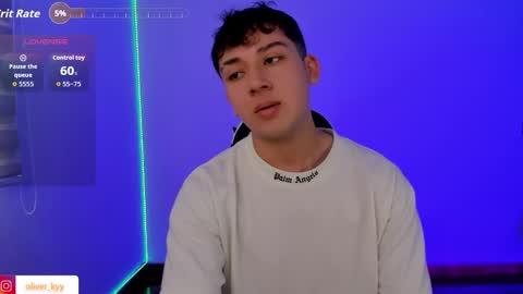 oliveeer online show from 10-17-25, 07:05