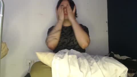 oliver_laid_2023 online show from 12-07-24, 01:47