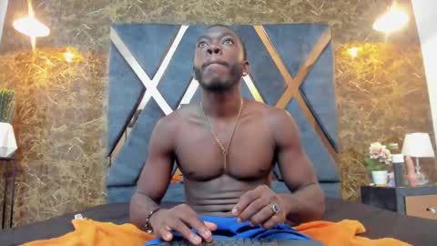 OLIVER LAURENT online show from 03-15-26, 01:17