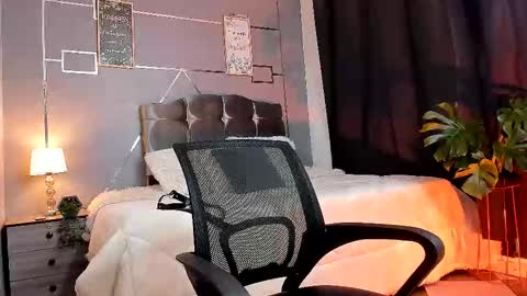 oliver mr  online show from 11-15-25, 07:32