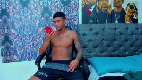 Snapshot of oliver_smith_2 chatting on 02-05-25, 03:20 oliver_smith_2 online show from 02-05-25, 03:20