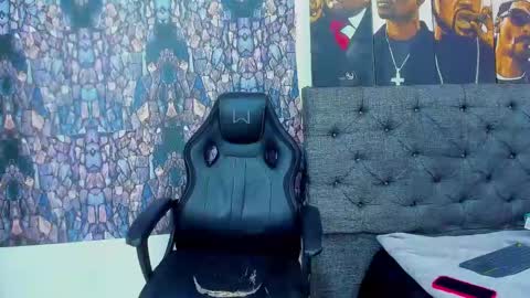 Snapshot of oliver_smith_2 chatting on 02-17-25, 03:53 oliver_smith_2 online show from 02-17-25, 03:53