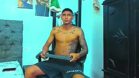 oliver_smith_2 online show from 11-10-25, 03:00