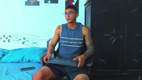 Snapshot of oliver_smith_2 chatting on 05-29-26, 01:42 oliver_smith_2 online show from 05-29-26, 01:42