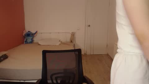 Oliver online show from 11-11-25, 02:22