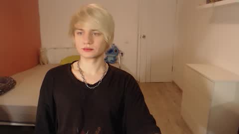 Oliver online show from 11-20-25, 02:12