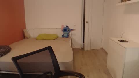 Oliver online show from 11-22-25, 02:10