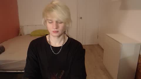 Oliver online show from 11-27-25, 02:13