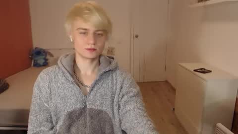 Oliver online show from 12-18-25, 02:06