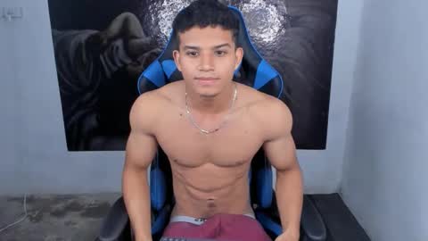 Snapshot of oliver_thompsson chatting on 12-04-24, 12:25 oliver thompsson online show from 12-04-24, 12:25