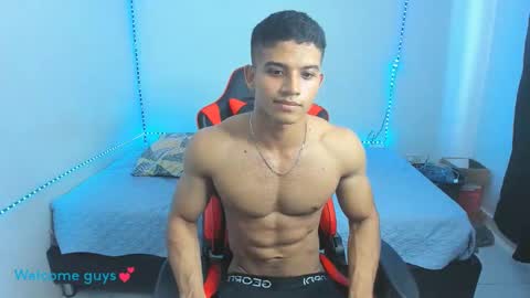 Snapshot of oliver_thompsson chatting on 01-20-25, 08:07 oliver thompsson online show from 01-20-25, 08:07