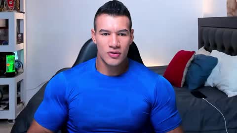 oliver_tommy online show from 09-12-25, 11:54