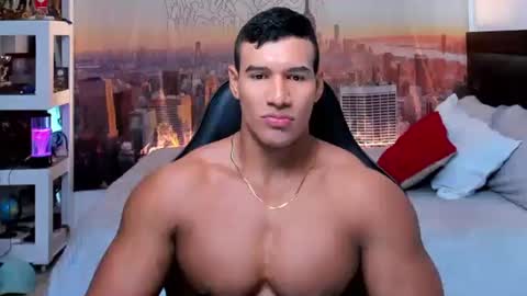 oliver_tommy online show from 10-06-25, 02:47