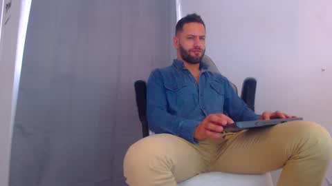 oliver online show from 01-05-25, 06:35