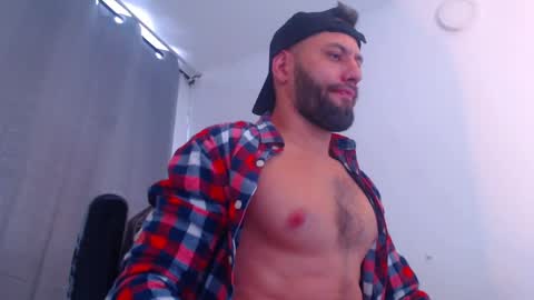 oliver online show from 01-17-25, 06:23