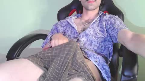 Oliver online show from 01-17-26, 07:39