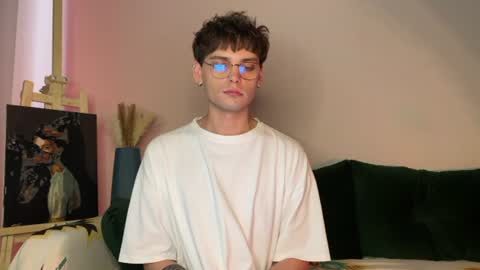 oliverlawrence online show from 06-11-26, 03:26