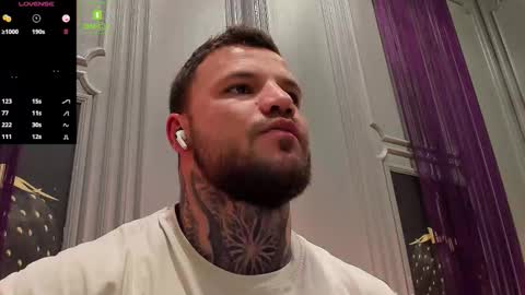 OliverSport online show from 10-11-25, 03:32