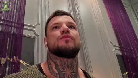 Snapshot of oliversport chatting on 02-14-26, 10:56 OliverSport online show from 02-14-26, 10:56