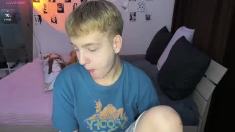 oliver online show from 09-20-25, 06:03