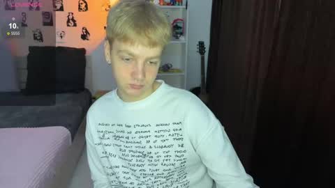 oliver online show from 10-13-25, 01:00