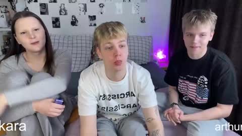 oliver online show from 03-07-26, 03:31