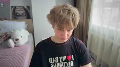 Snapshot of olivertasty chatting on 06-13-26, 12:14 oliver online show from 06-13-26, 12:14