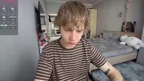 Snapshot of olivertasty chatting on 07-20-26, 12:29 oliver online show from 07-20-26, 12:29