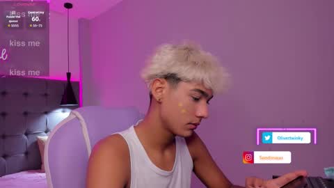 Oliver online show from 09-29-25, 01:38