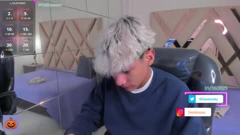 Oliver online show from 10-30-25, 01:56