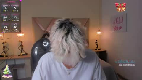 Oliver online show from 11-14-25, 01:32