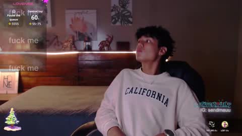 Oliver online show from 11-25-25, 08:42