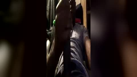 olivertwist1273 online show from 06-26-26, 05:45