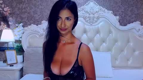 Snapshot of olivewilson chatting on 07-08-26, 08:19 Olive online show from 07-08-26, 08:19