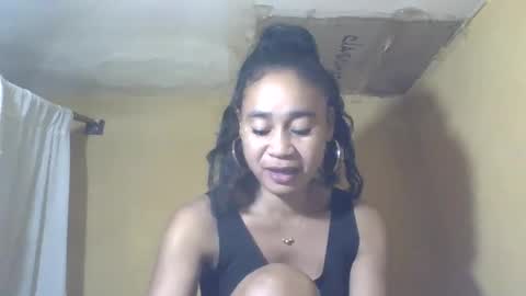 Snapshot of olivia9794 chatting on 06-10-26, 09:52 olivia9794 online show from 06-10-26, 09:52