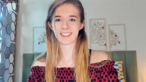 Olivia online show from 11-14-25, 05:33