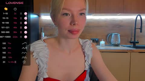 Olivia 3 online show from 05-18-26, 09:20