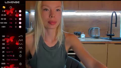 Olivia 3 online show from 08-02-26, 11:03