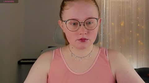 Snapshot of olivia_date chatting on 09-12-25, 11:21 Olivia Date online show from 09-12-25, 11:21