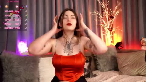 Snapshot of olivia_devis chatting on 03-06-25, 10:52 SaraConor online show from 03-06-25, 10:52