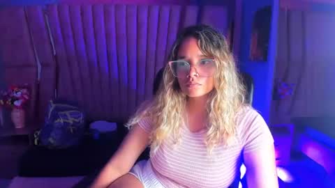  OLIVIA  online show from 01-14-25, 03:01