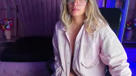  OLIVIA  online show from 01-29-25, 07:46