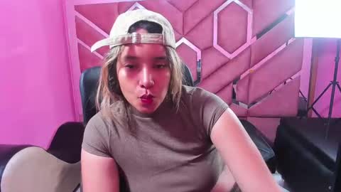  OLIVIA  online show from 02-02-25, 03:32