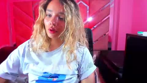  OLIVIA  online show from 02-26-25, 03:10