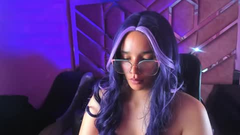  OLIVIA  online show from 03-04-25, 09:40