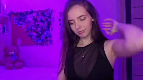 olivia_lily online show from 04-07-26, 08:09