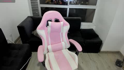 olivia_martine online show from 01-15-26, 03:33